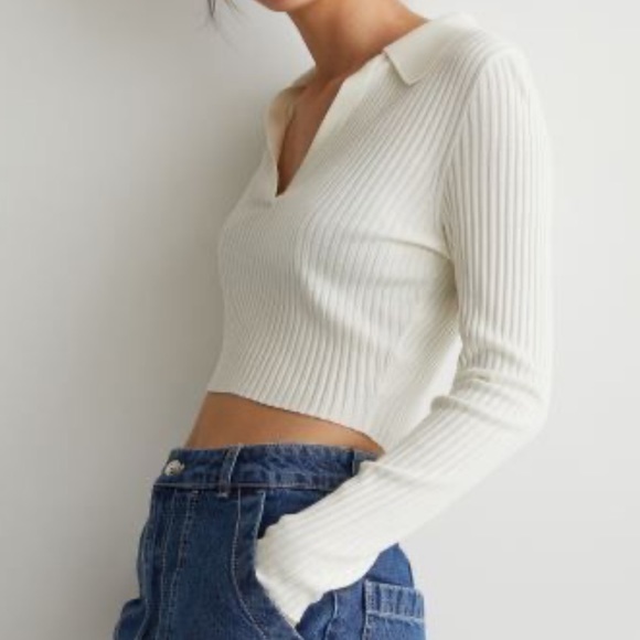 H&M Tops - H&M Long Sleeve Ribbed Crop Top